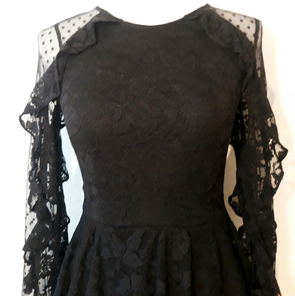 City Triangles Black Lace Ruffle Sleeve A-Line Dress - Junior's Size 1 - Picture 6 of 10